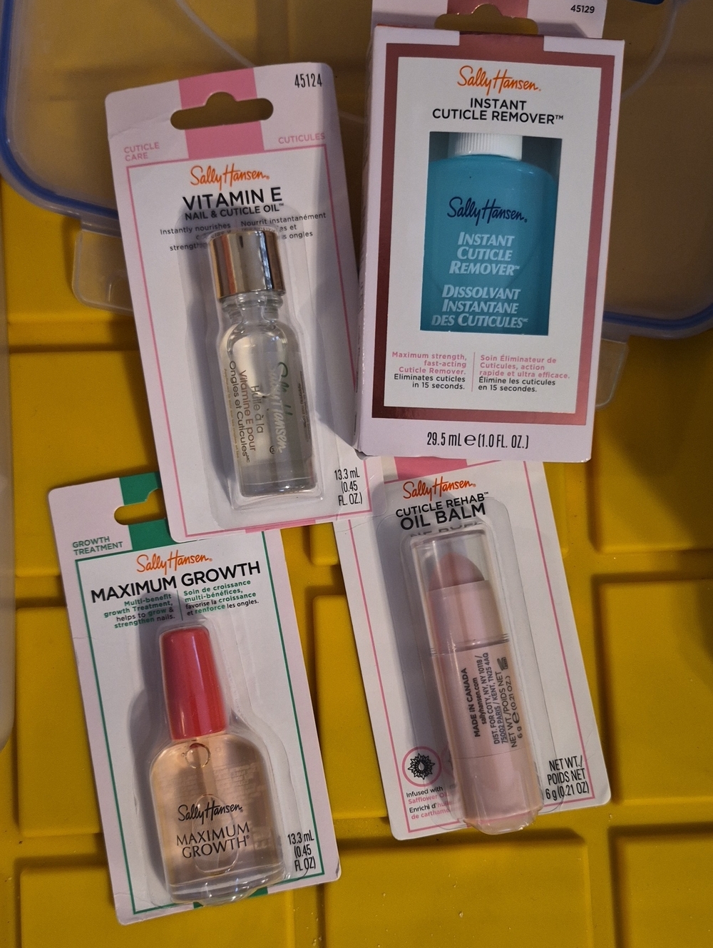 Sally Hansen Nail & Cuticle Care Set — Nwt